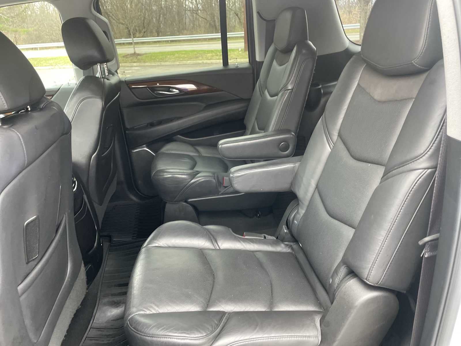 2017 Cadillac Escalade ESV Standard