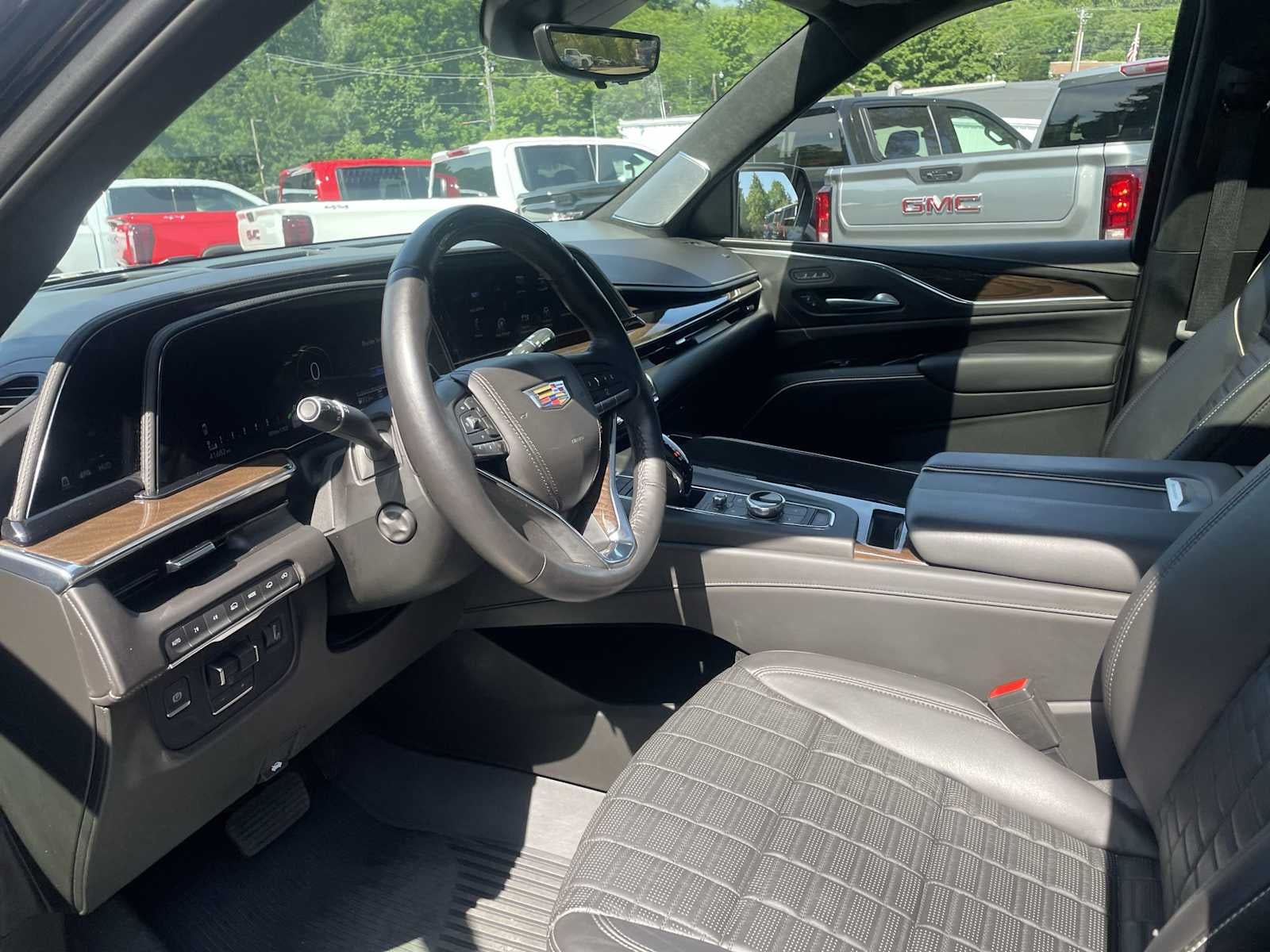 2023 Cadillac Escalade Sport Platinum