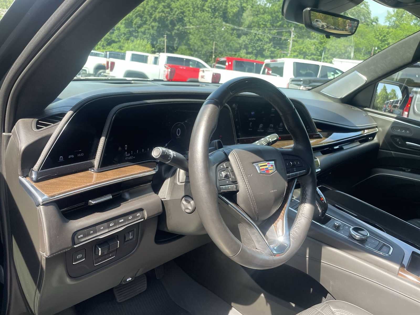 2023 Cadillac Escalade Sport Platinum