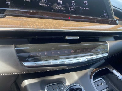 2023 Cadillac Escalade Sport Platinum