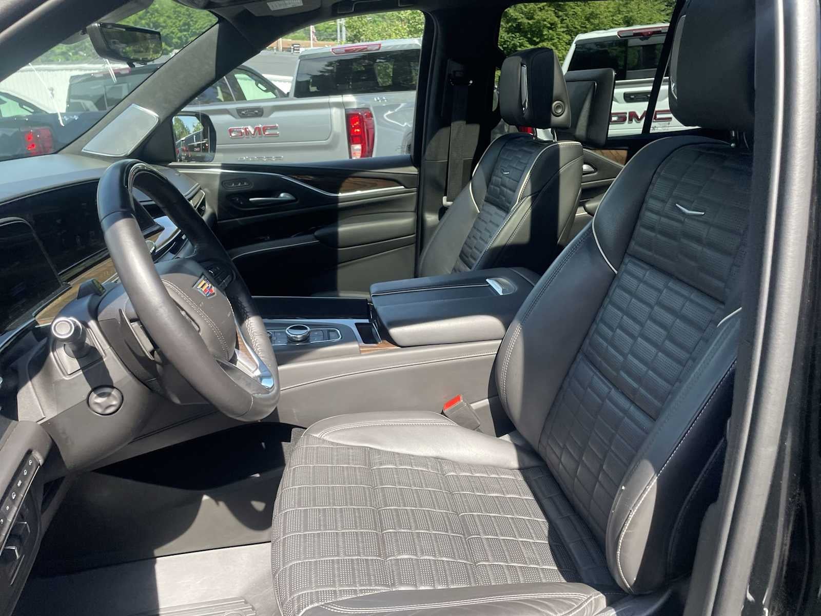 2023 Cadillac Escalade Sport Platinum