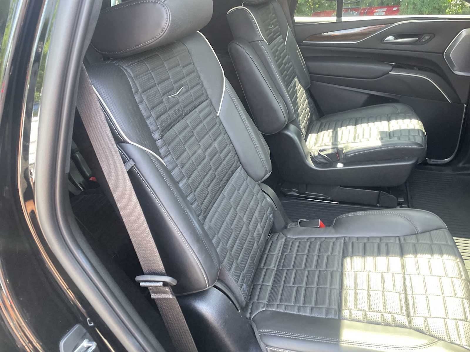 2023 Cadillac Escalade Sport Platinum