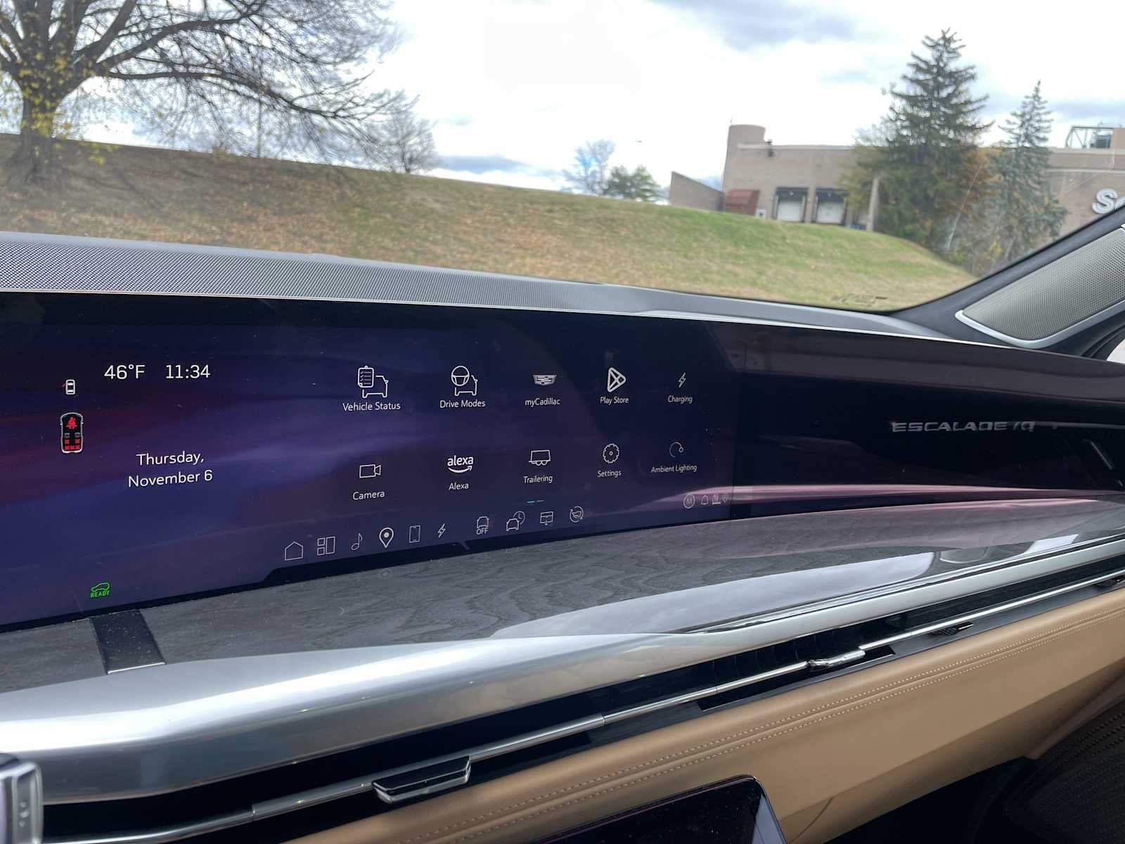 2025 Cadillac ESCALADE IQ Sport 2