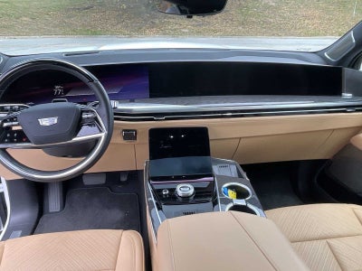 2025 Cadillac ESCALADE IQ Sport 2