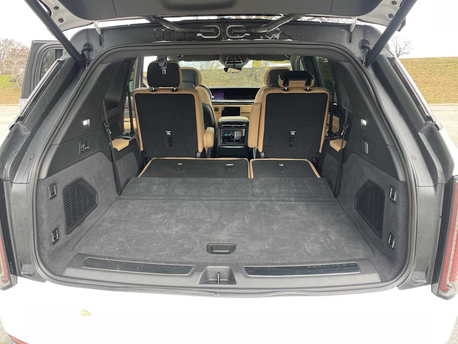 2025 Cadillac ESCALADE IQ Sport 2