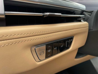 2025 Cadillac ESCALADE IQ Sport 2