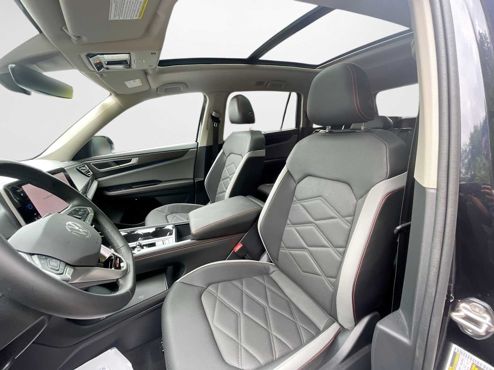 2025 Volkswagen Atlas 2.0T Peak Edition