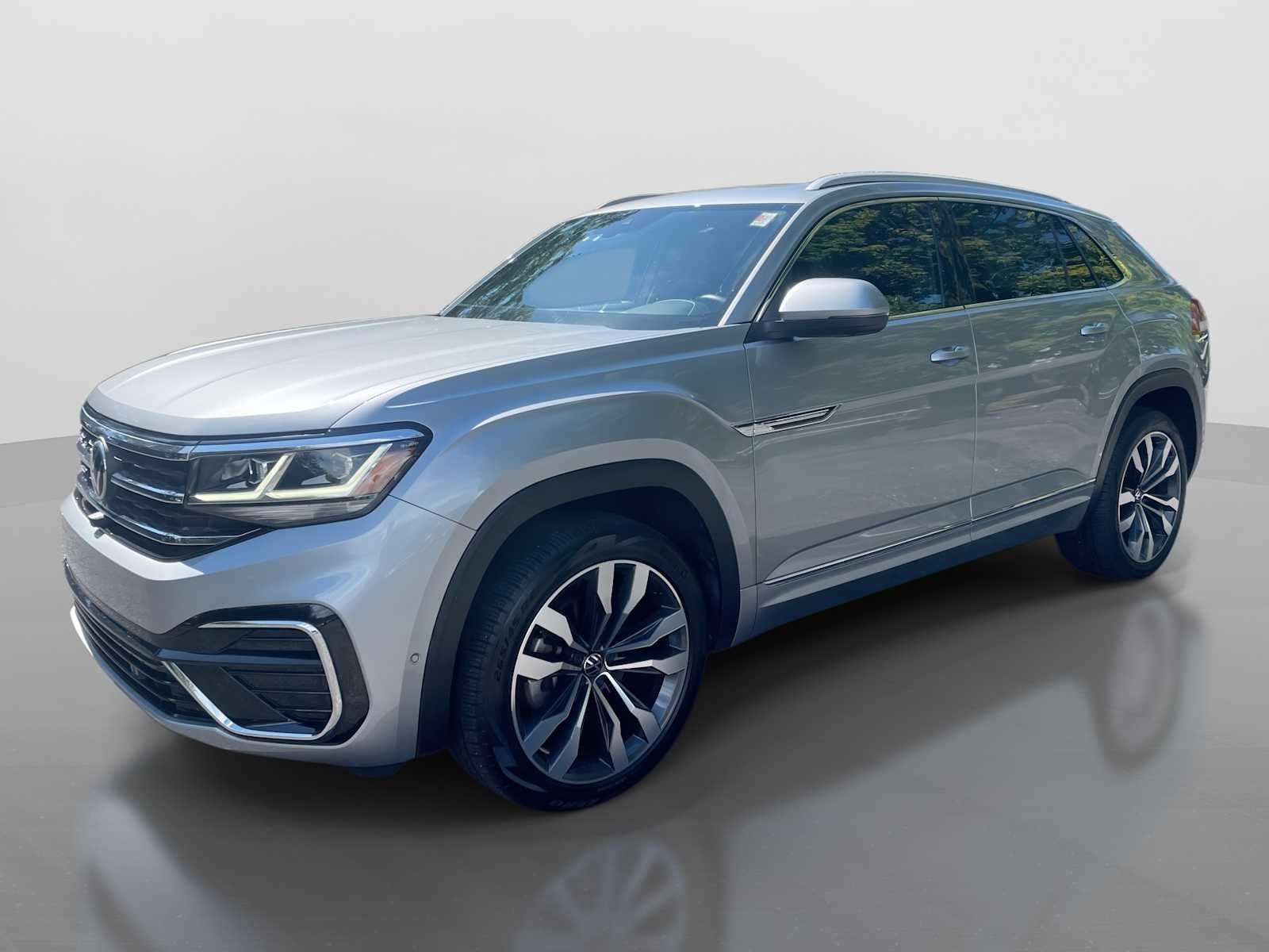 2022 Volkswagen Atlas Cross Sport 3.6L V6 SEL Premium R-Line