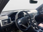 2022 Volkswagen Atlas Cross Sport 3.6L V6 SEL Premium R-Line