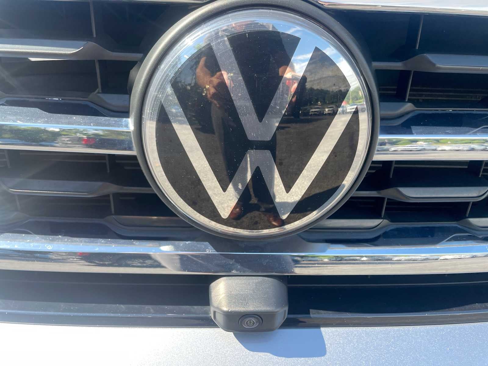 2022 Volkswagen Atlas Cross Sport 3.6L V6 SEL Premium R-Line
