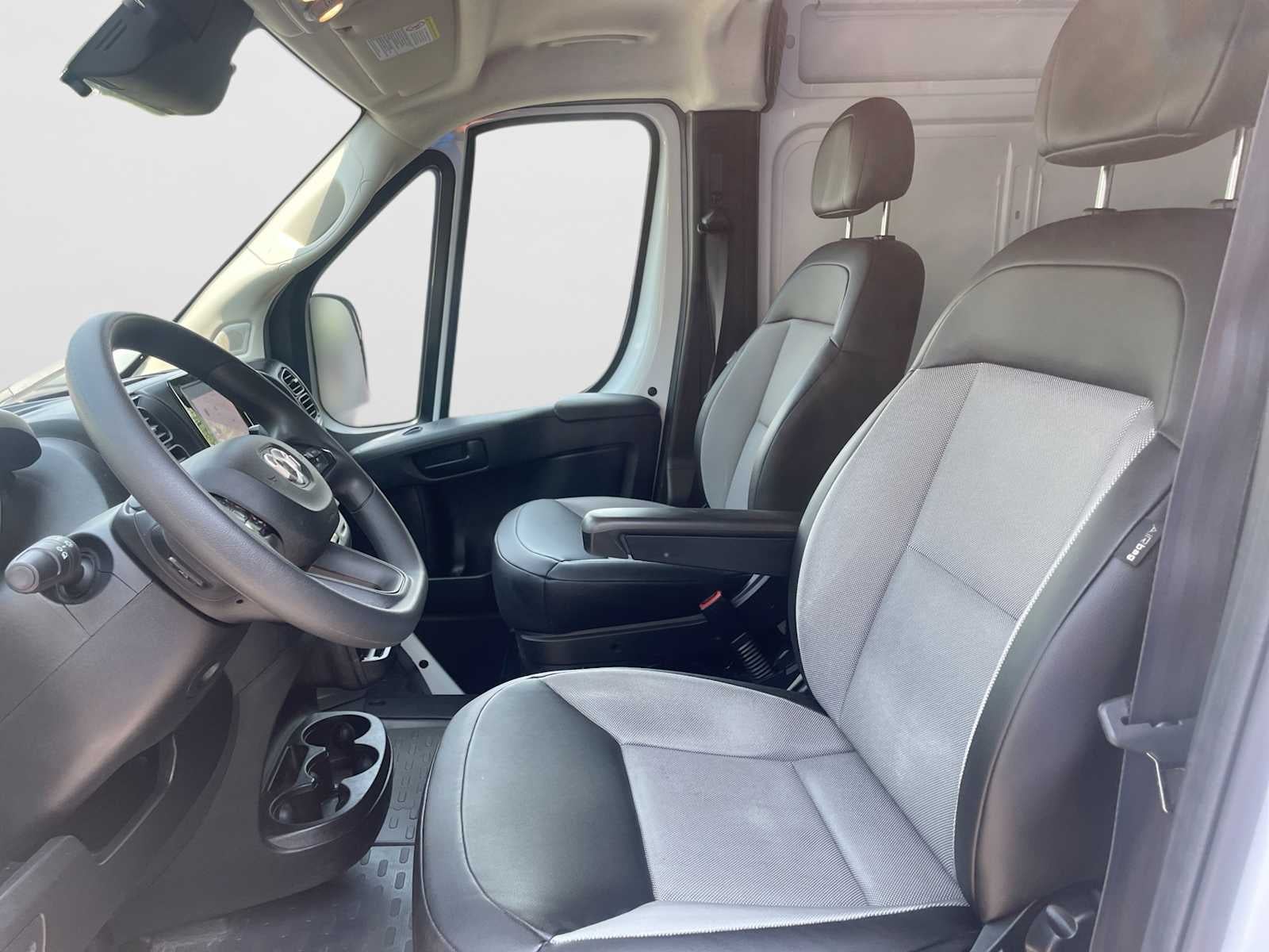 2026 RAM ProMaster Cargo Van Tradesman