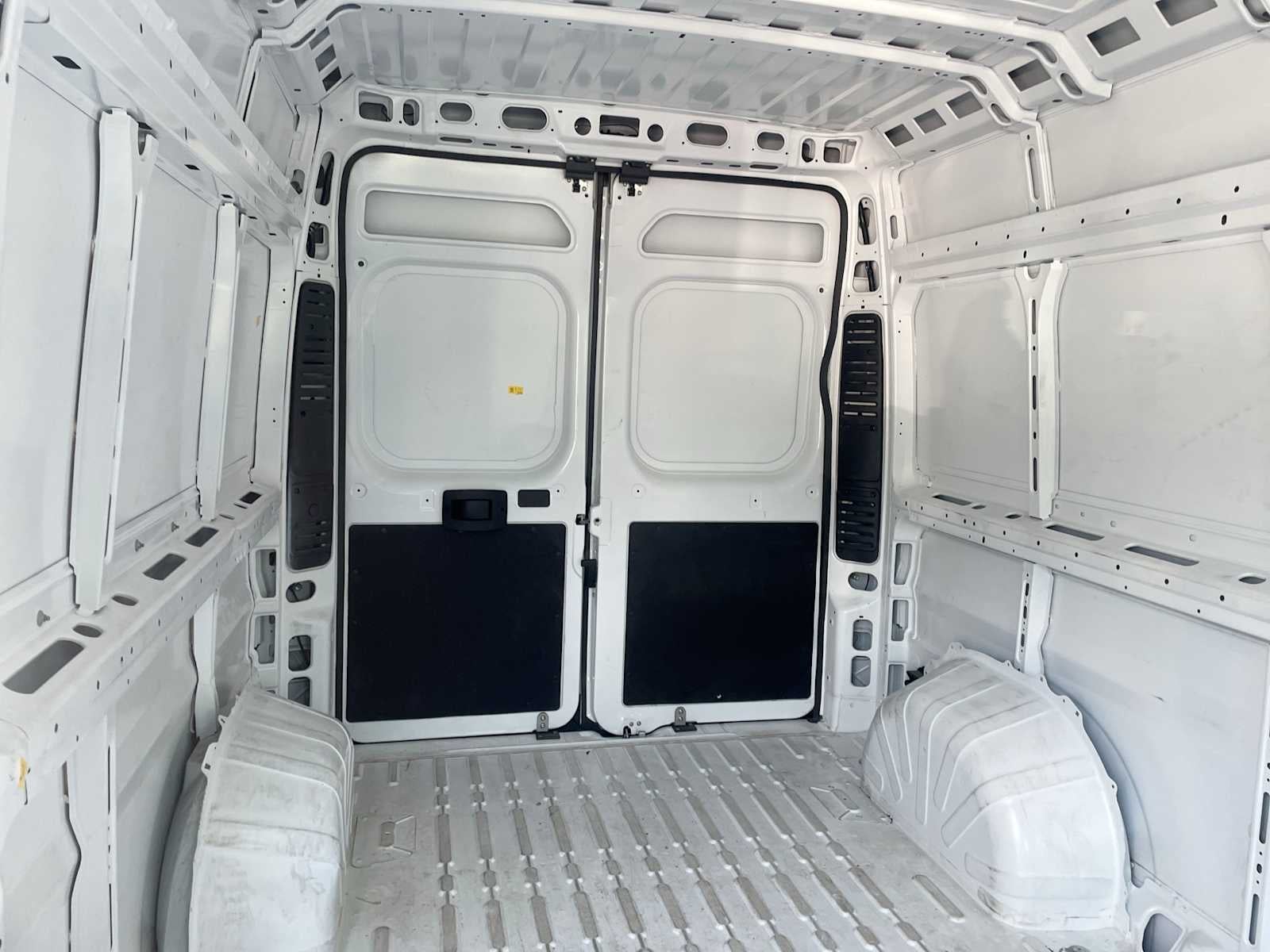 2026 RAM ProMaster Cargo Van Tradesman