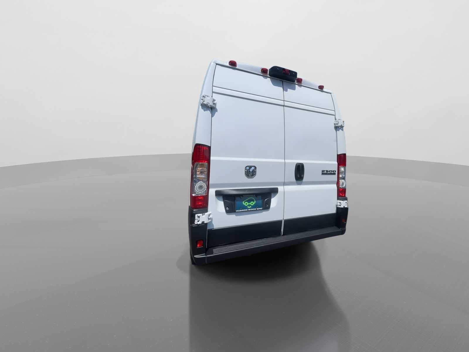 2026 RAM ProMaster Cargo Van Tradesman
