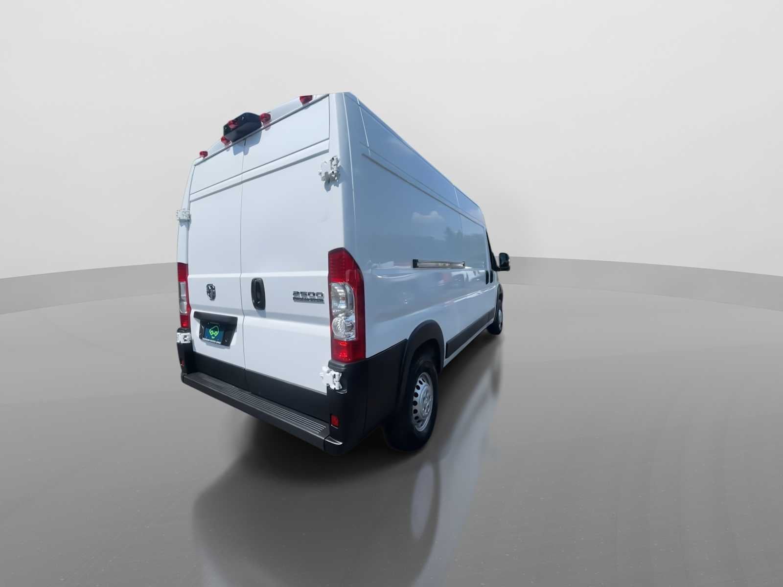 2026 RAM ProMaster Cargo Van Tradesman