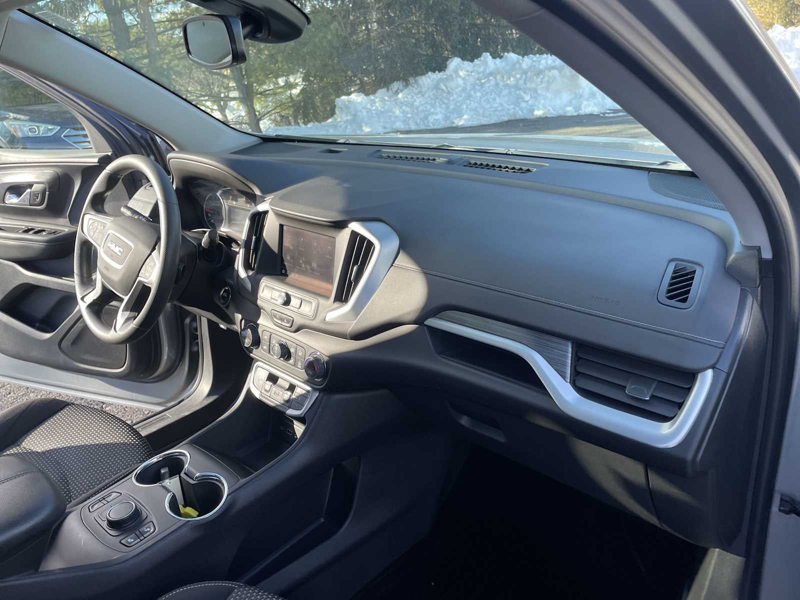 2023 GMC Terrain SLE