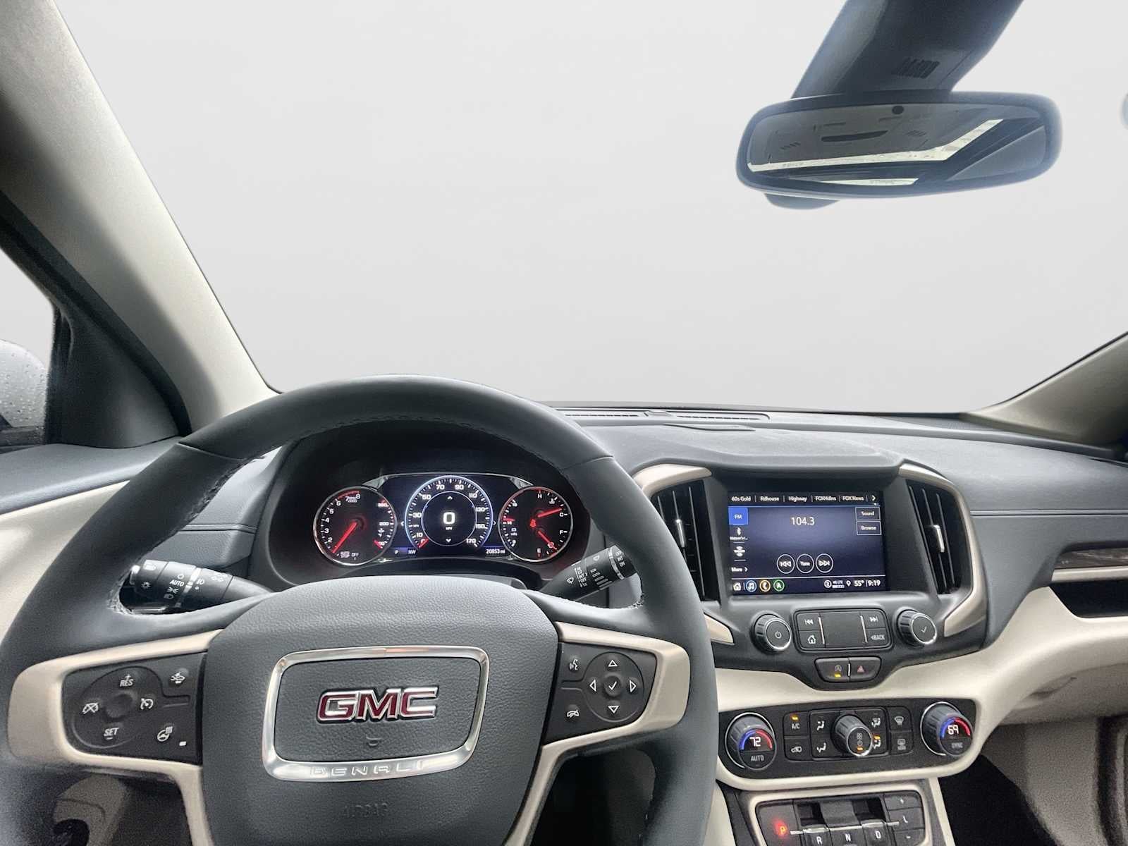 2024 GMC Terrain Denali - Photo 10