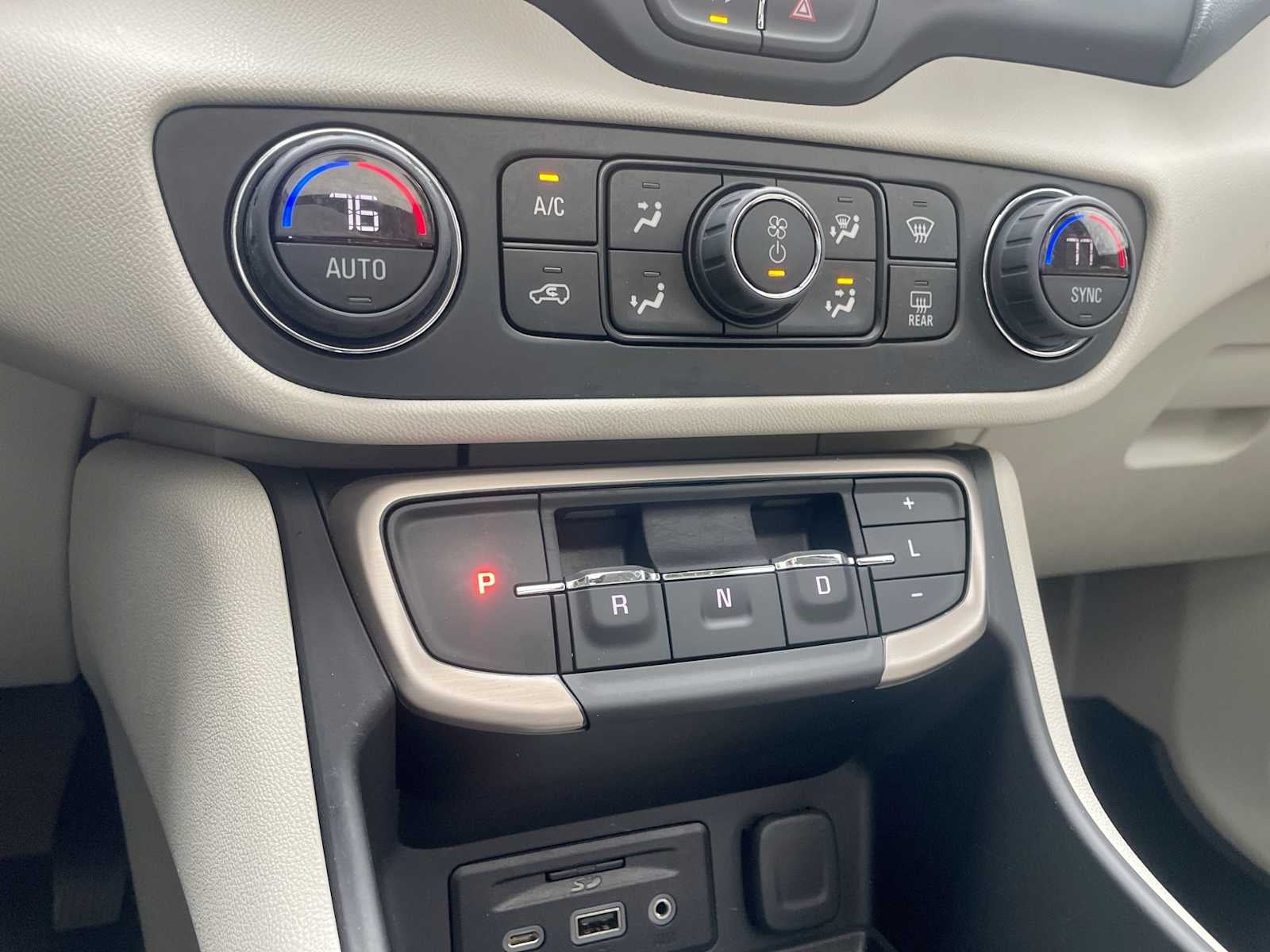 2024 GMC Terrain Denali - Photo 16