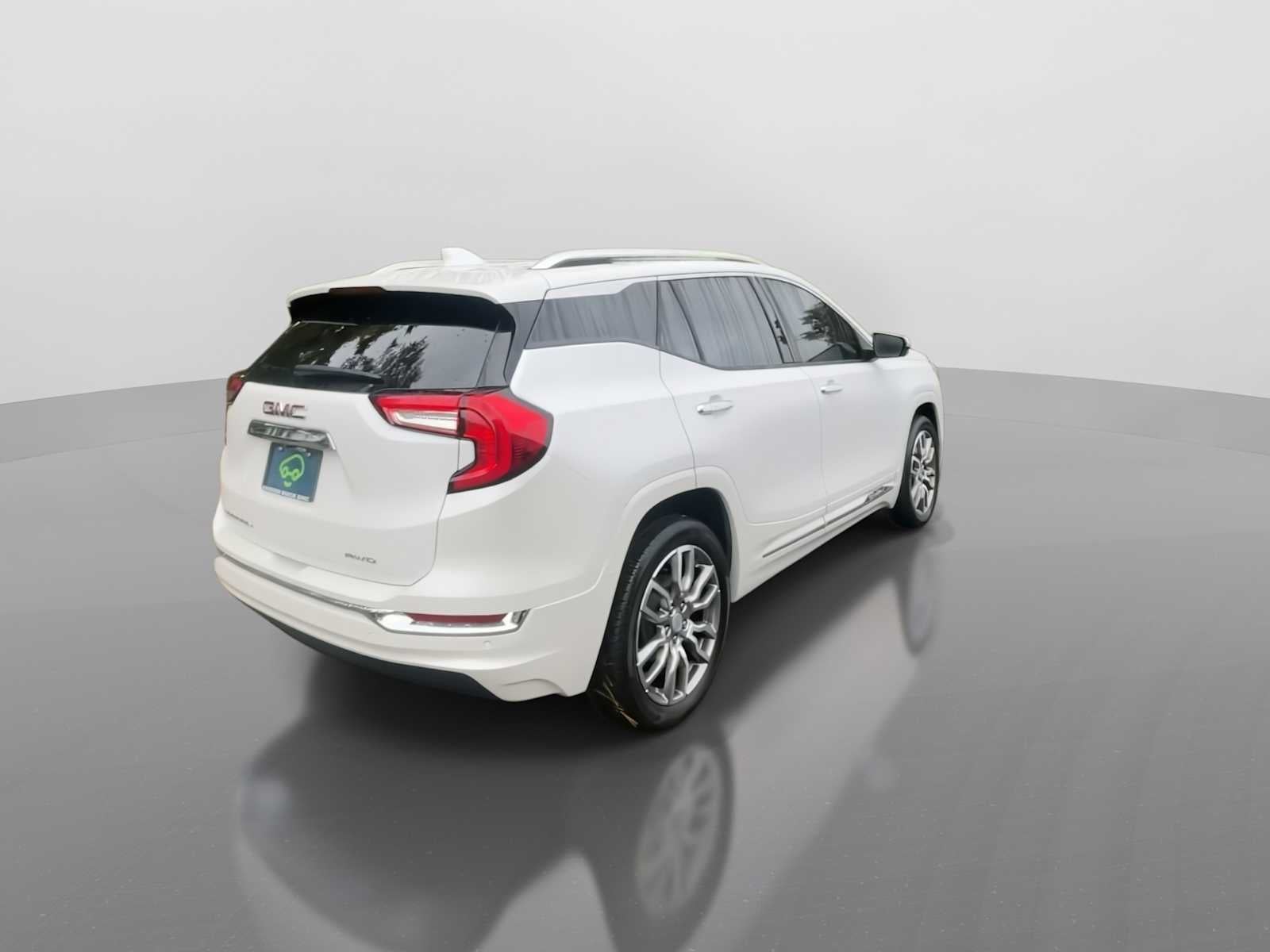 2024 GMC Terrain Denali - Photo 9