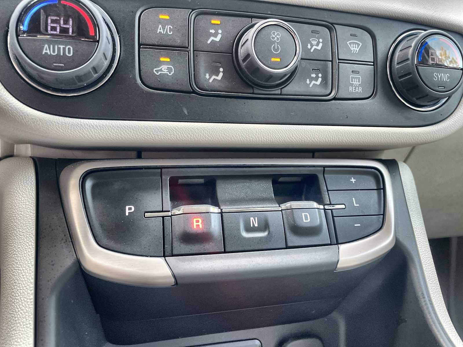 2024 GMC Terrain Denali - Photo 16