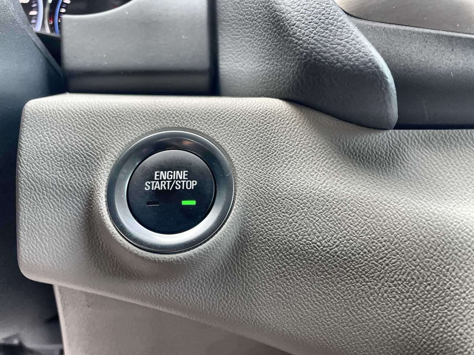 2024 GMC Terrain Denali - Photo 17
