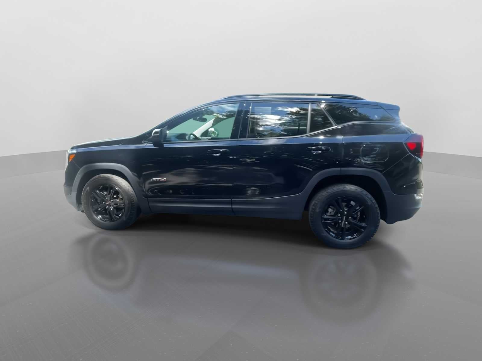 2024 GMC Terrain AT4 - Photo 6