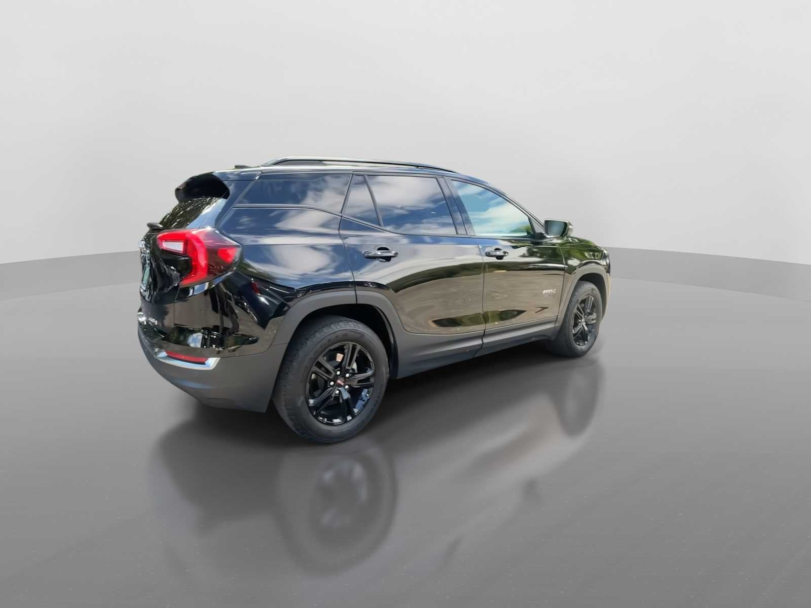 2024 GMC Terrain AT4 - Photo 9