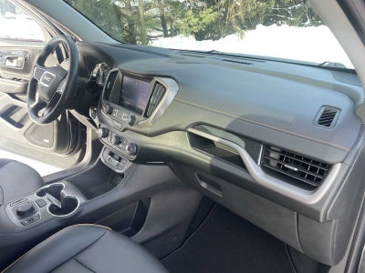 2022 GMC Terrain AT4