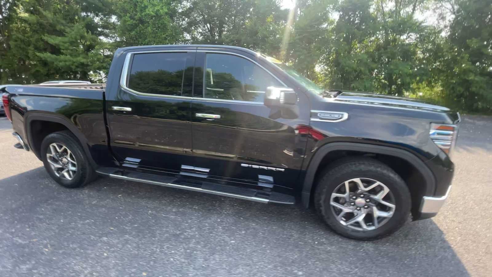 2023 GMC Sierra 1500 SLT