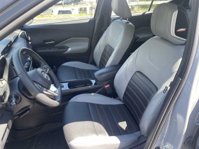 2024 Nissan Kicks SR Xtronic CVT