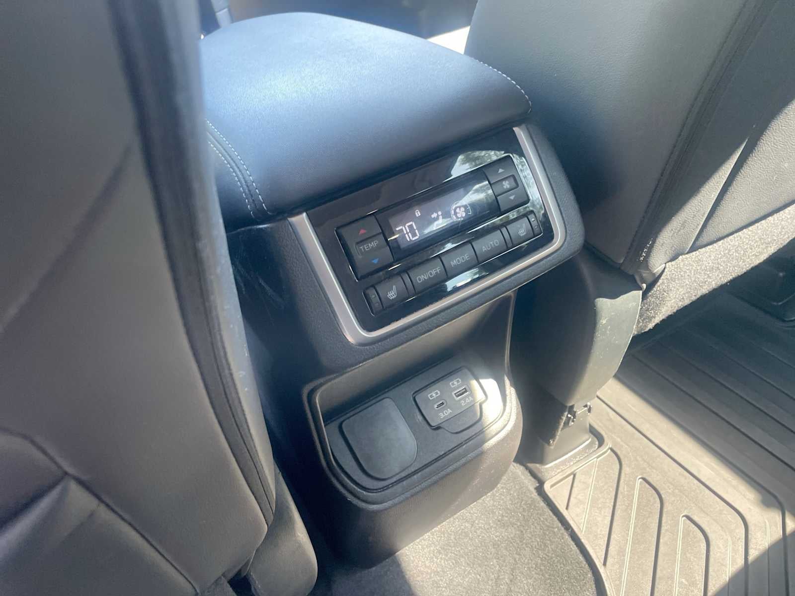 2023 Subaru Ascent Limited 8-Passenger