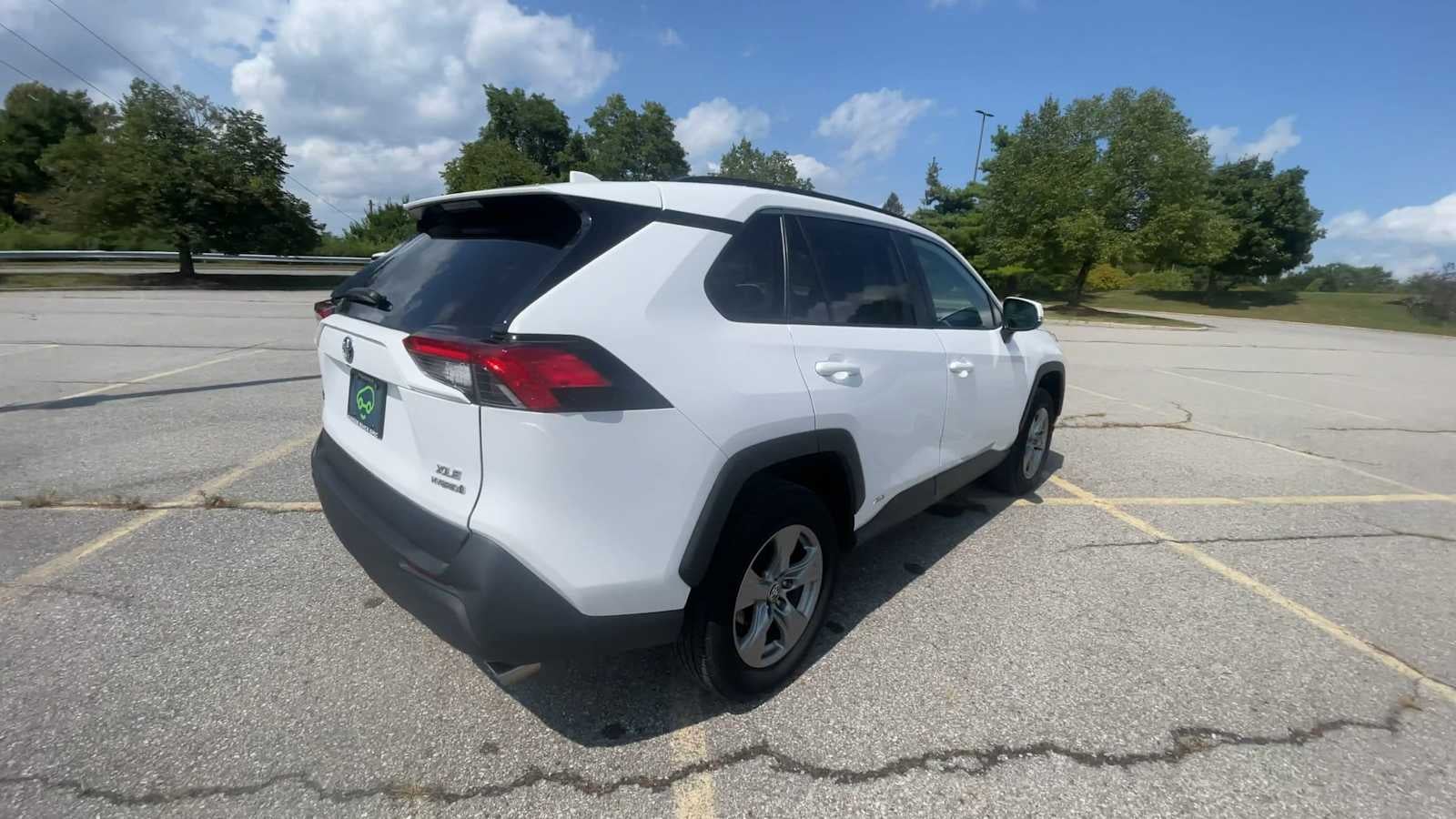2024 Toyota RAV4 Hybrid XLE
