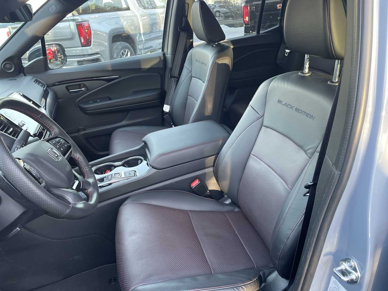 2025 Honda Ridgeline Black Edition