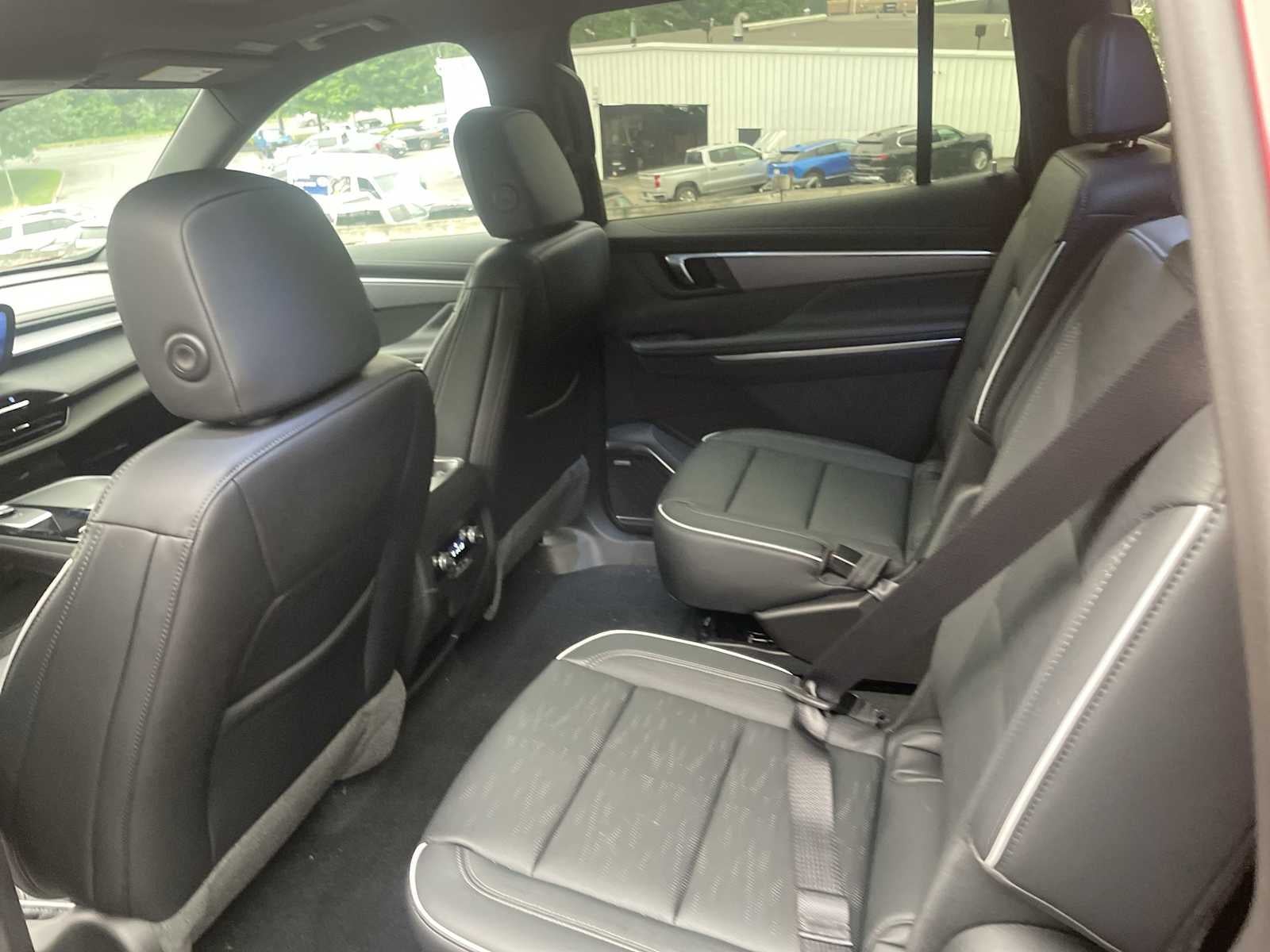 2026 Buick Enclave Sport Touring - Photo 12