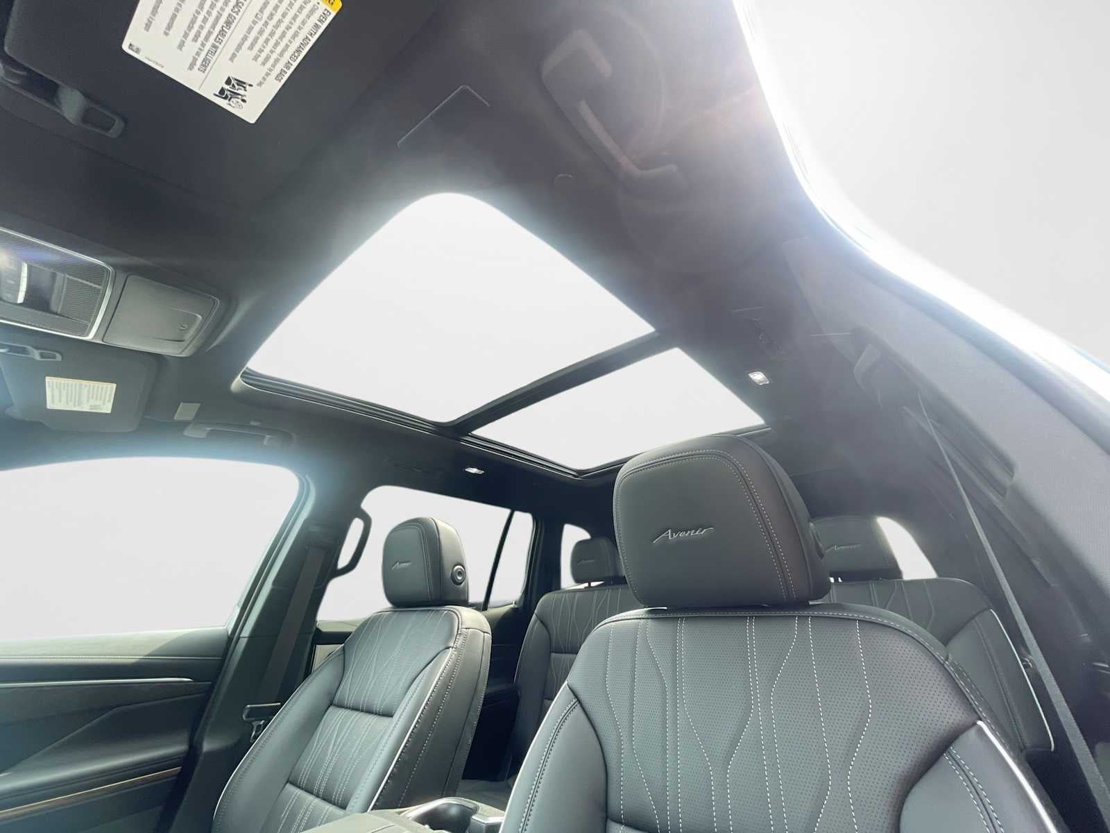 2026 Buick Enclave Avenir - Photo 19