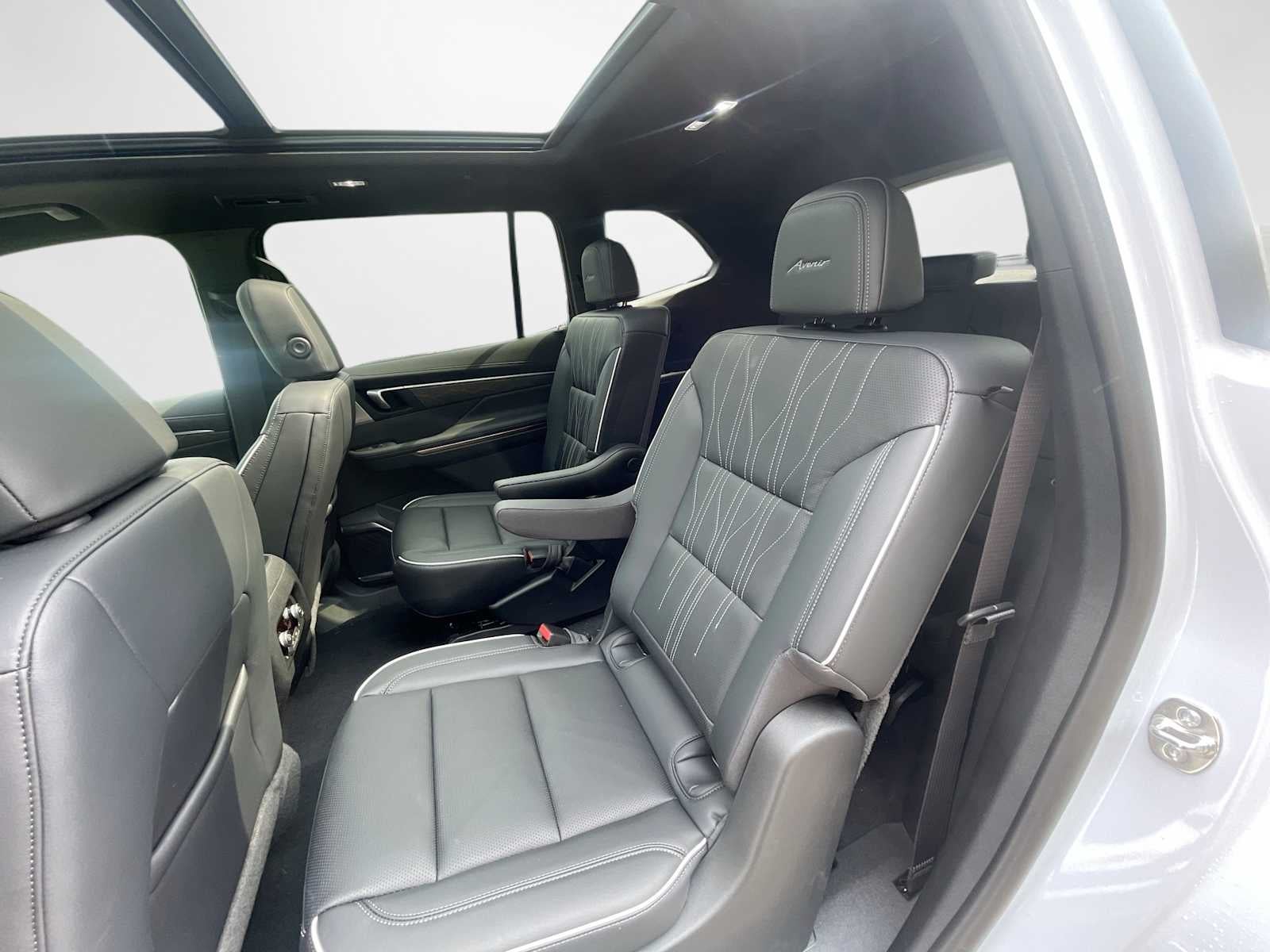 2026 Buick Enclave Avenir - Photo 26