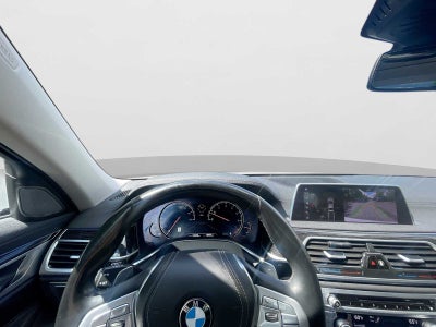 2019 BMW 740i xDrive