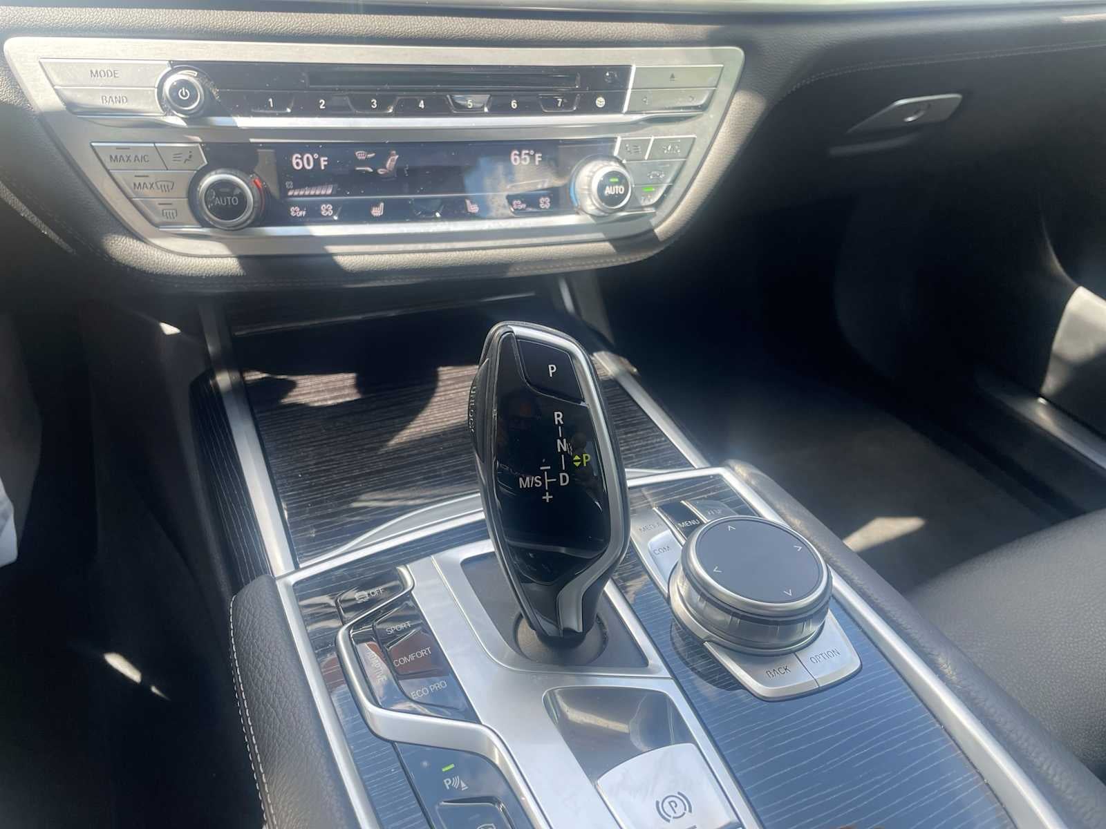 2019 BMW 740i xDrive