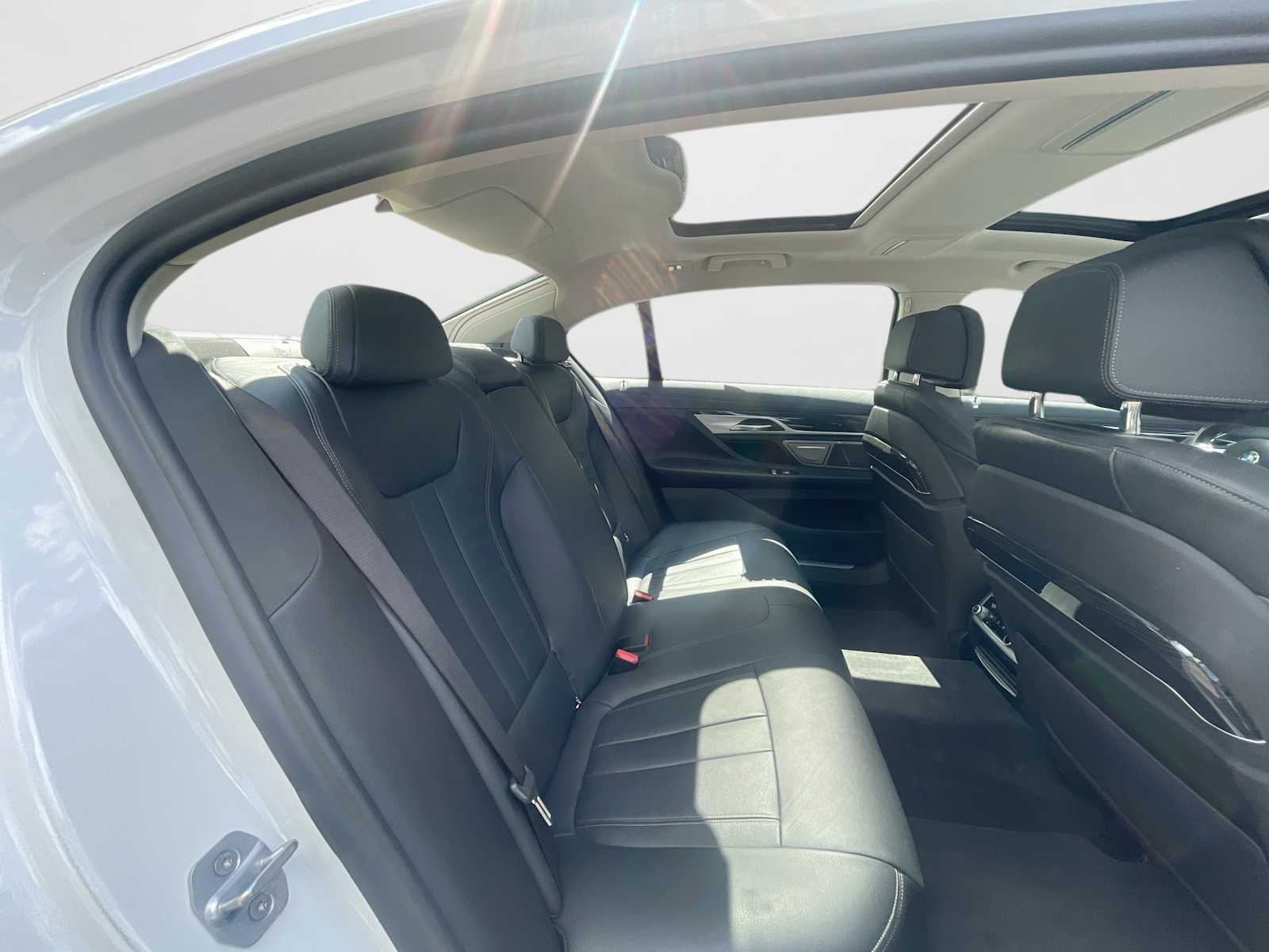 2019 BMW 740i xDrive
