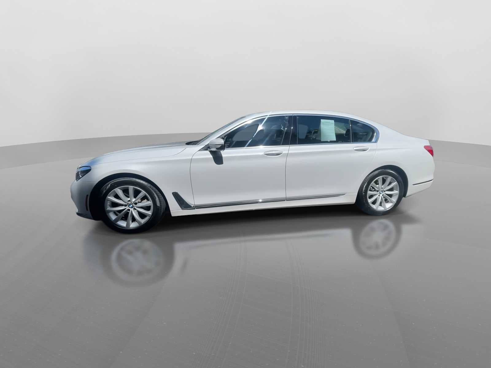 2019 BMW 740i xDrive