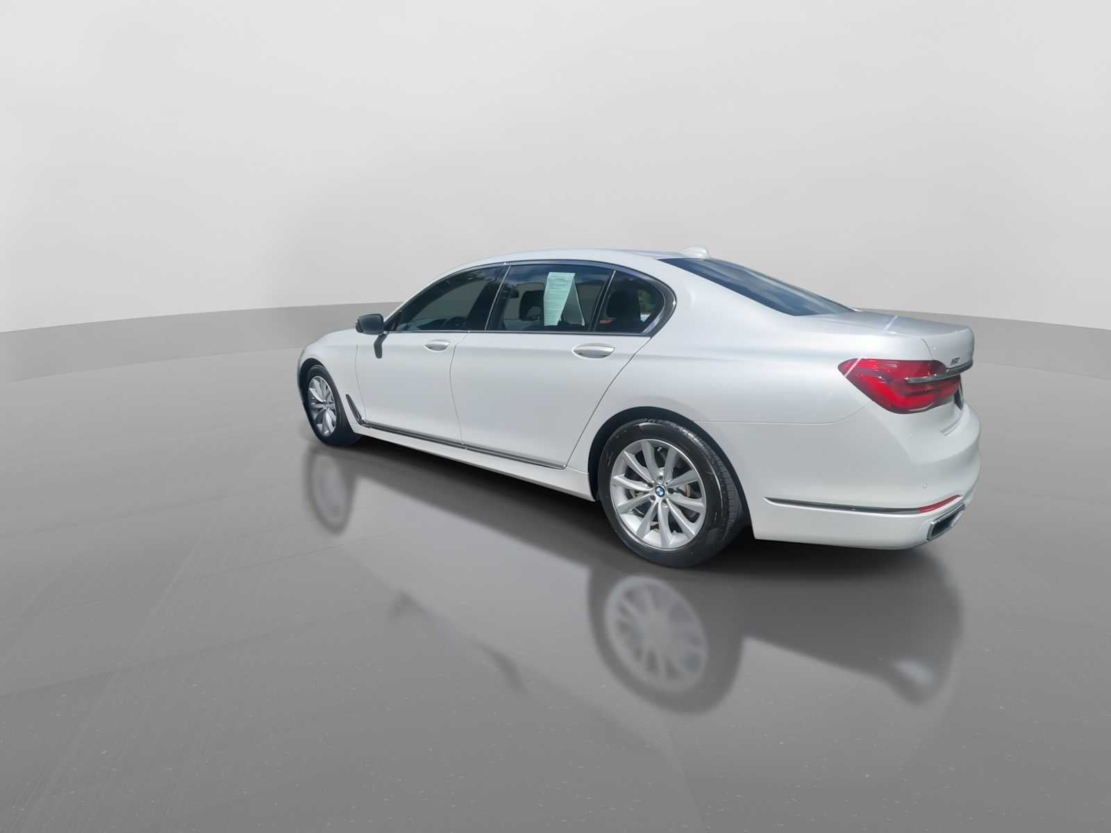 2019 BMW 740i xDrive