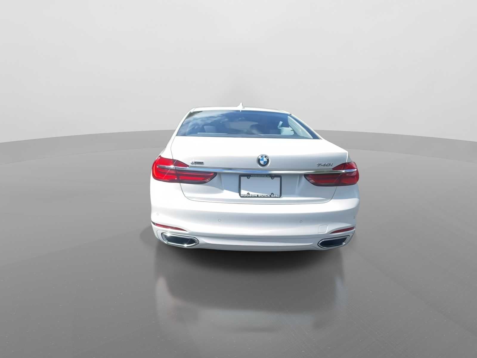 2019 BMW 740i xDrive