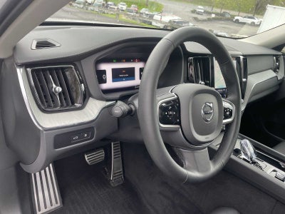 2025 Volvo XC60 Plug-In Hybrid Ultra, T8 AWD Electric/Gasoline, Dark