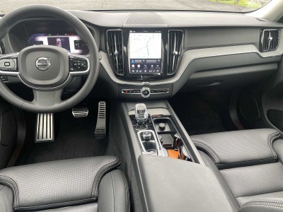 2025 Volvo XC60 Plug-In Hybrid Ultra, T8 AWD Electric/Gasoline, Dark