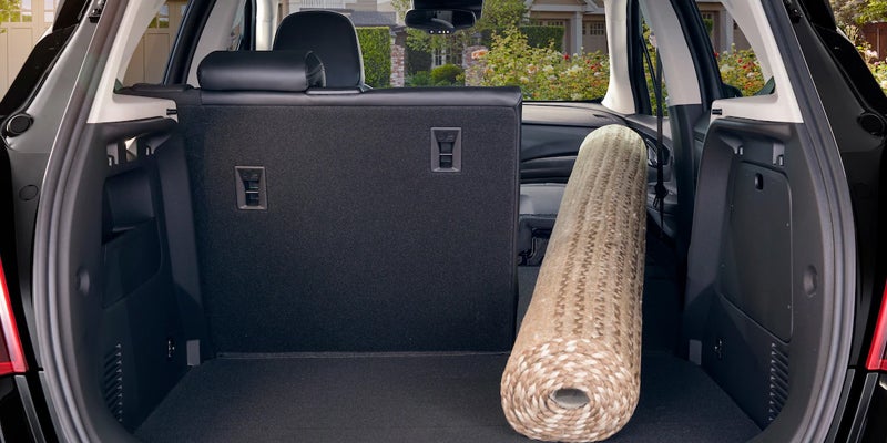 Rolling Mat in the car backside Space